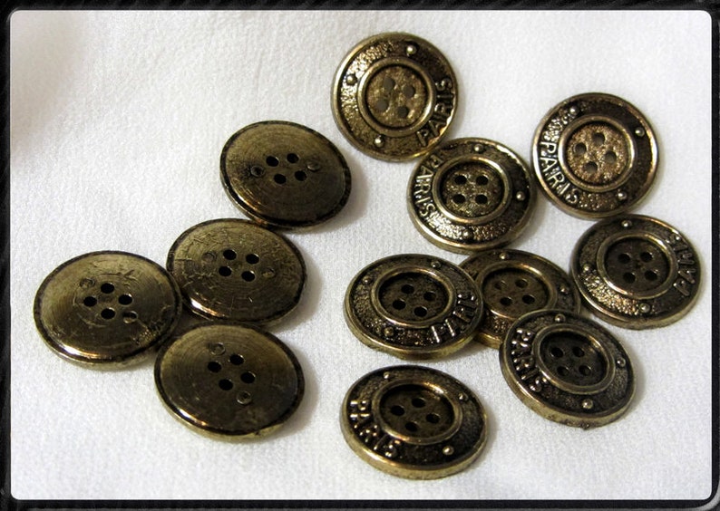 Grungy gold French buttons image 3