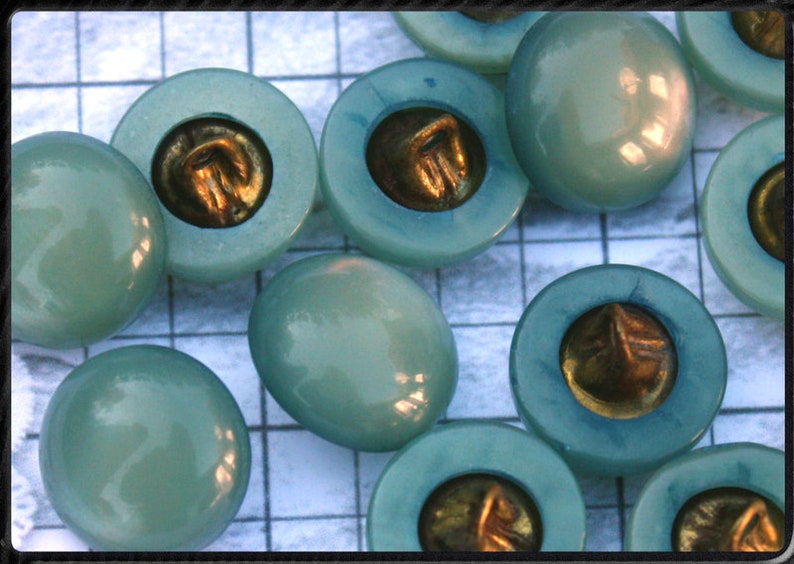 Jade-colored 50s hemisphere buttons image 2