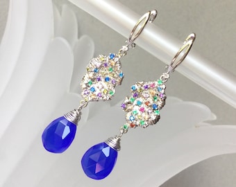 Royal blaue Chalcedon & CZ Ohrringe in Silber