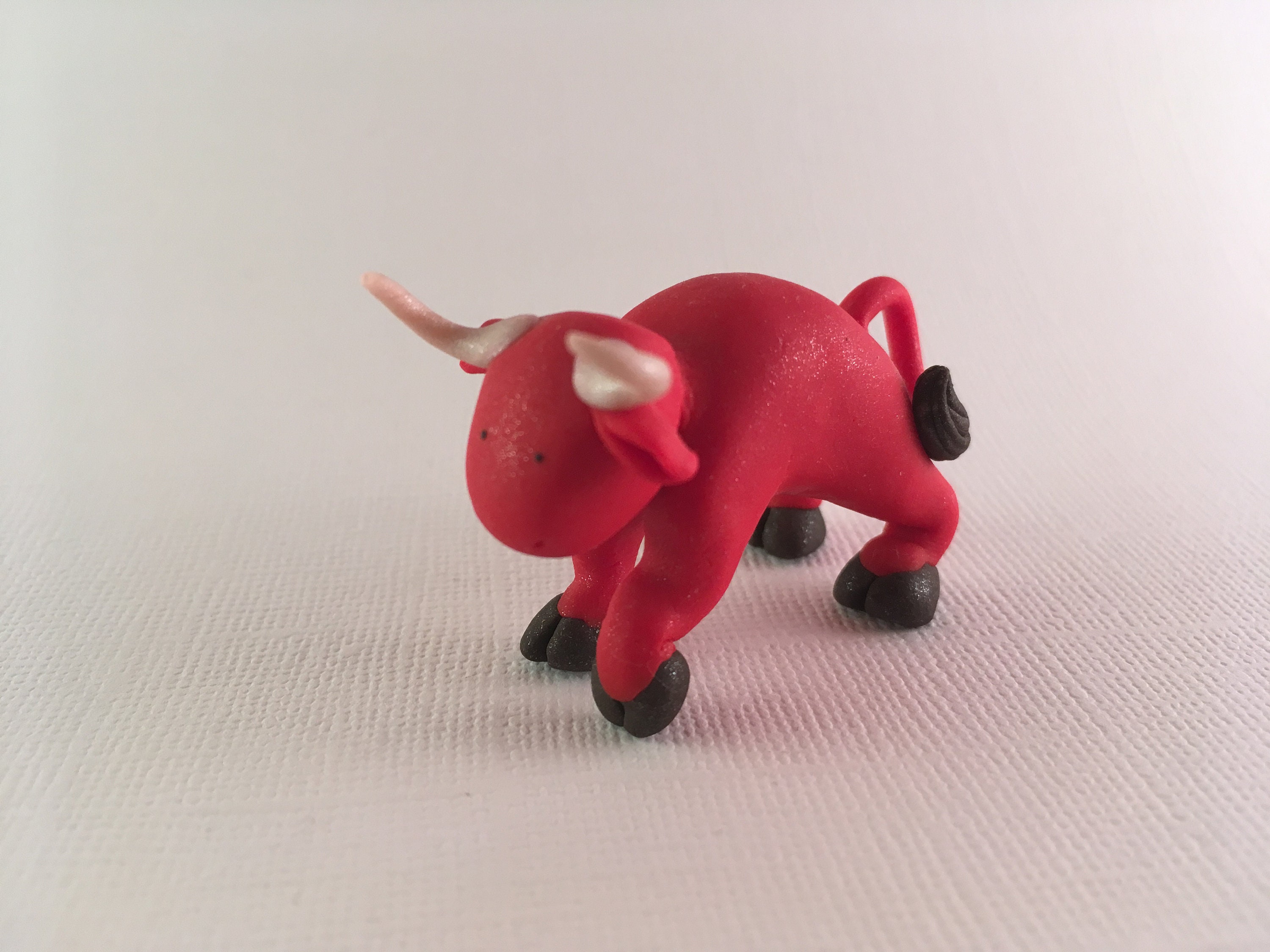 kip dief bellen Mini stier beeldje miniatuur stier sculptuur schattige - Etsy Nederland