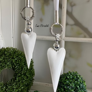 Fensterdeko Hänger Herz länglich Metall 15/20 cm 2 Gr. weiß glänzend