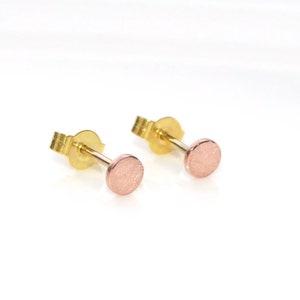 Kleine 4mm Ohrstecker aus 333er Roségold Bild 1