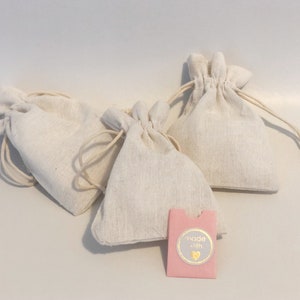 Petits sacs en coton blanc, sacs cadeaux, mariage Boho rustique, faveurs de mariage, sacs en mousseline, sacs à bijoux
