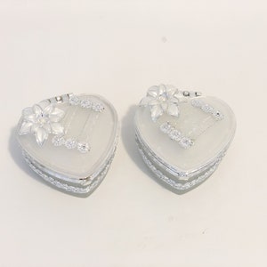 Heart Shaped Ceramic Box With Attached Lid Mirror, Jewelry Box, Trinket Box, Bridemaid&#39;s Gifts