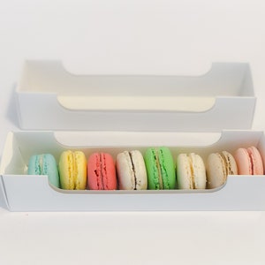 Clear Plastic Small Macaron Boxes, Holds 8 Macarons, Macaron Gift Box, Birthday Favor Box, Wedding Favor Box, Cookie Box, Treat Box