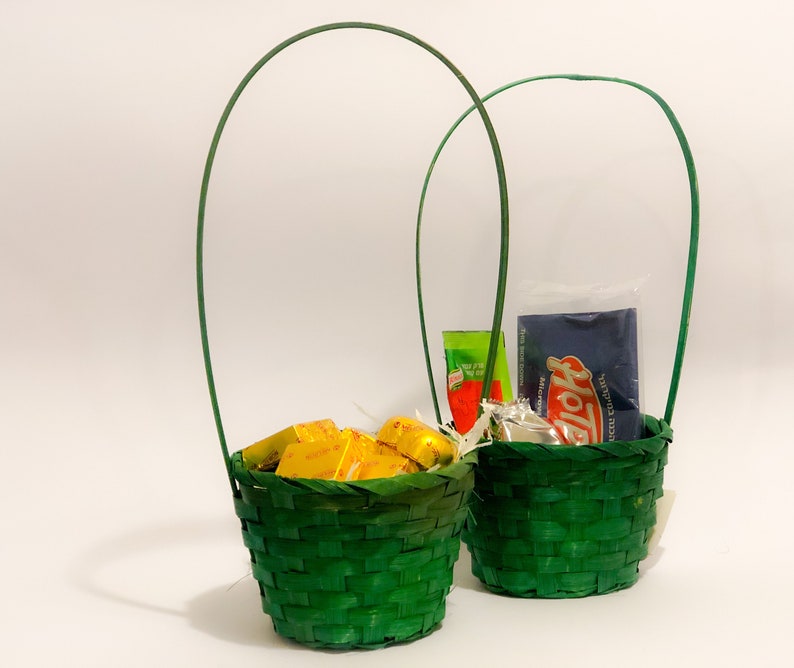 Set of Green Straw Baskets With a Handle Wicker Baskets Etsy