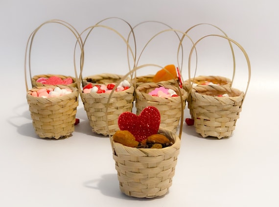 Natural Miniature Straw Baskets, Mini Wicker Baskets, Small Rustic