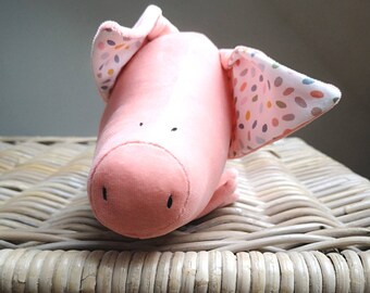Organic soft toy Rosa, the pig, with music