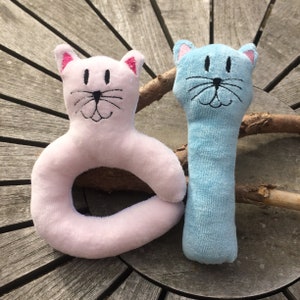 Grasping toy & rattle embroidery file ITH 13x18 cat baby toy baby gift instructions in German
