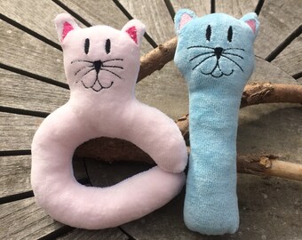 Grasping toy & rattle embroidery file ITH 13x18 cat baby toy baby gift instructions in German