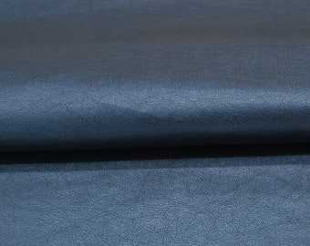 Weiches Kunstleder in Mittelblau  Metallic  - 0,5 Meter