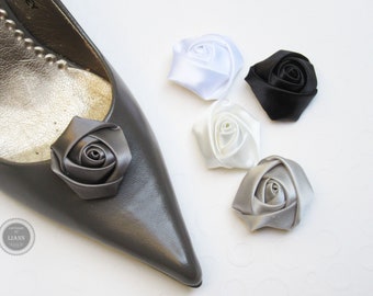 Satinrose in schwarz / weiß / grau - Schuhclips ca. 3,5-4 cm: cremeweiß, hellgrau, dunkelgrau, schwarz, schneeweiß