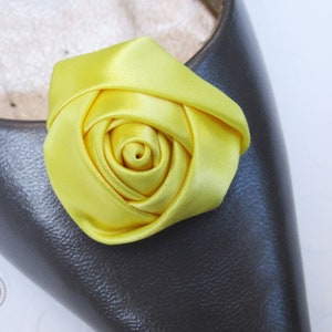 Satinrose in gelb oder orange Schuhclips ca. 3,5-4 cm: hellgelb, goldgelb oder orange Jaune