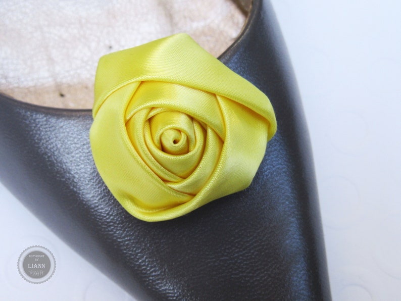 Satinrose in gelb oder orange Schuhclips ca. 3,5-4 cm: hellgelb, goldgelb oder orange Jaune