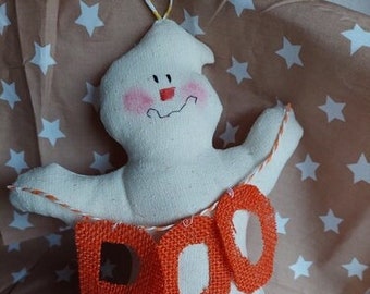 BOO - 1 little ghost in linen robe