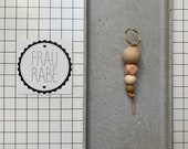 Keychain Key Chain Silicone Beads Balls Beads Silicone Wood quot peach taupe quot