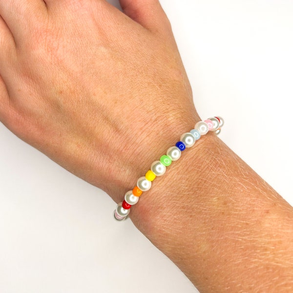 Pearl Rainbow Bracelet / Pearl Silver Bracelet / Anthropologie Inspired Bracelet / Minimalist Jewelry / Simple Jewelry / Beaded Bracelet