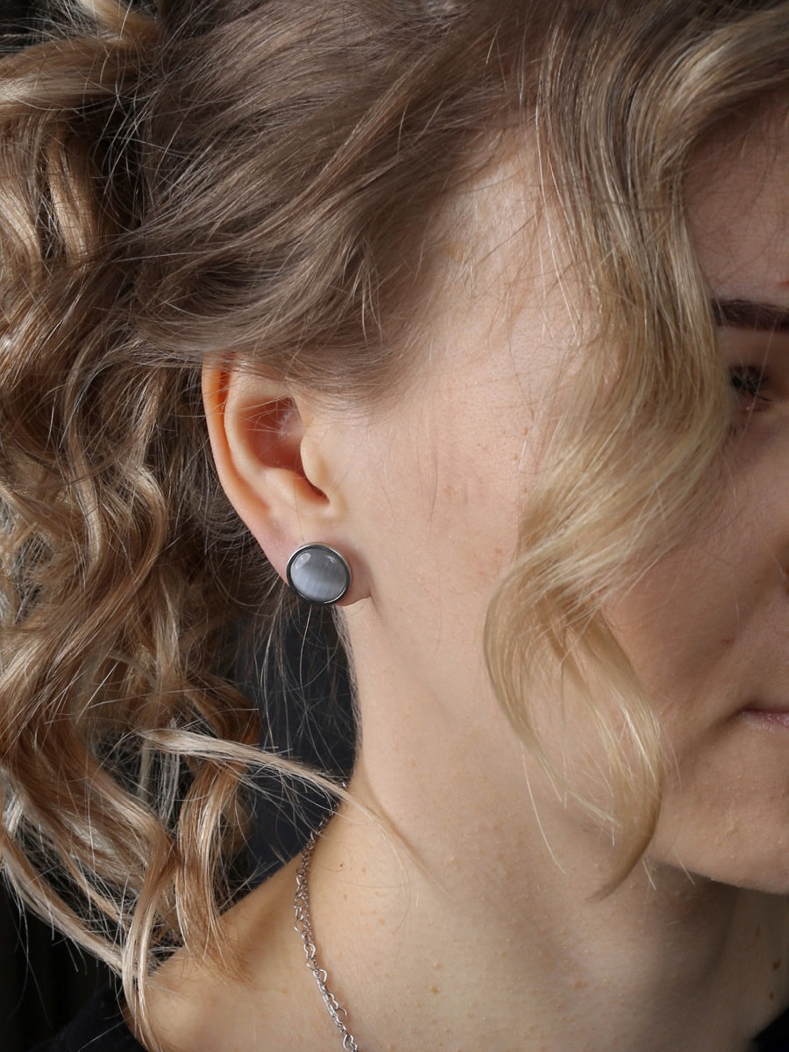 Set Gray Stud Earrings 10 And 14mm Design Gift Box 2 Pair Etsy