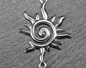 1 großer Sonnen Verbinder 304 Edelstahl versilbert Tribal Spiralform zweiseitig Boho Surfer Sommer Meer Natur Talisman, 11323