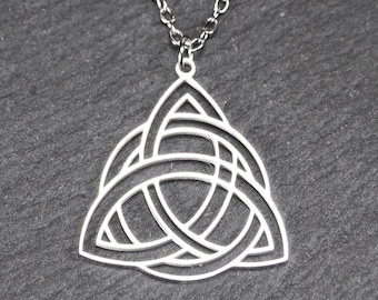 1 Triquetra Anhänger 304 Edelstahl versilbert offen Celtic Knoten Dreieck Keltisch Schutz Symbol Talisman Amulett, 11319