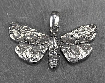1 Motten Anhänger 3D groß Chirurgischer Edelstahl hypoallergen Design Falter Symbol Mystik Natur Geschenk, Hexe Boho Wicca Magie, 11289