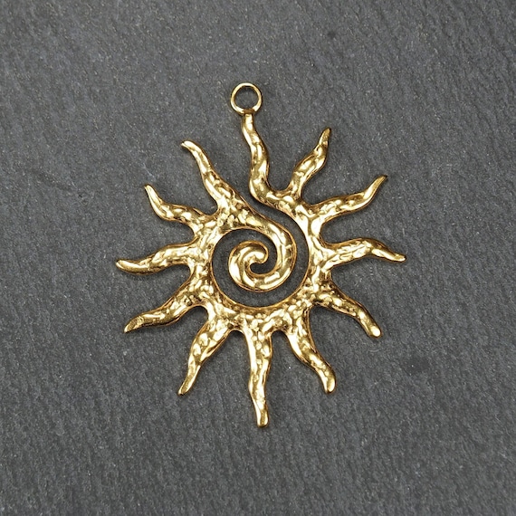 1 großer Sonnen Anhänger Edelstahl 18 K vergoldet Tribal Sommer Natur Surfen Urlaub Strand Meer Vintage Boho Hippie Maori Happiness, 11248