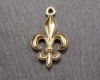 5 pendentifs lys, Lys Bourbon, Fleur de Lis, or antique, 10940
