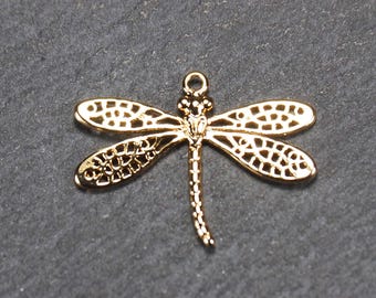 1 Anhänger Libelle filigran zart 18K vergoldet Messing detailreich Schmuckanhänger Natur Boho Symbol, 11320
