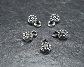 10 pendants small flower, antique silver, 10081