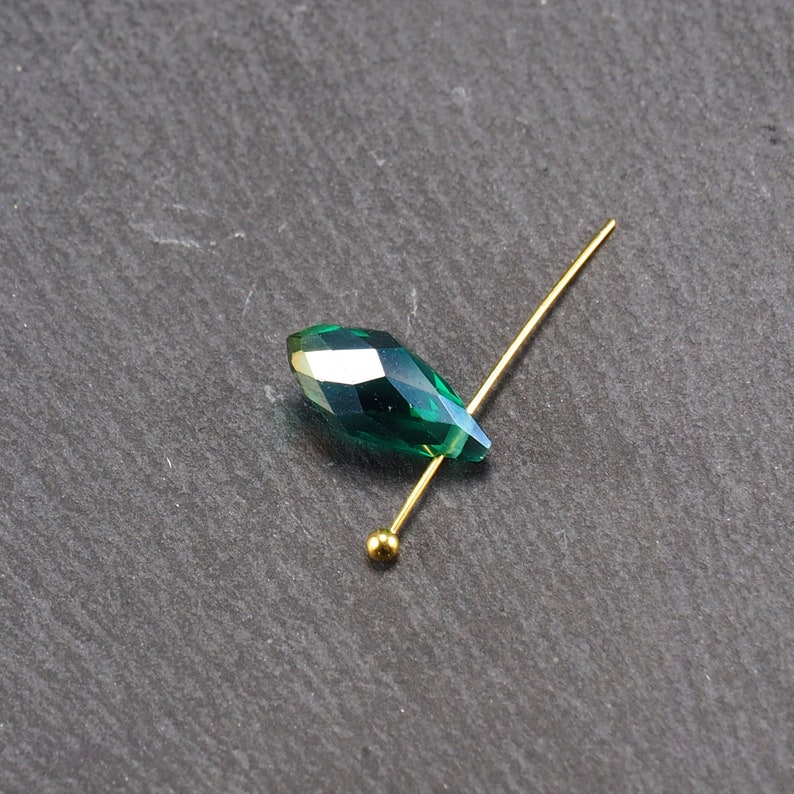 10 teardrop pendants, cut glass, green, crystal, 10943 image 3