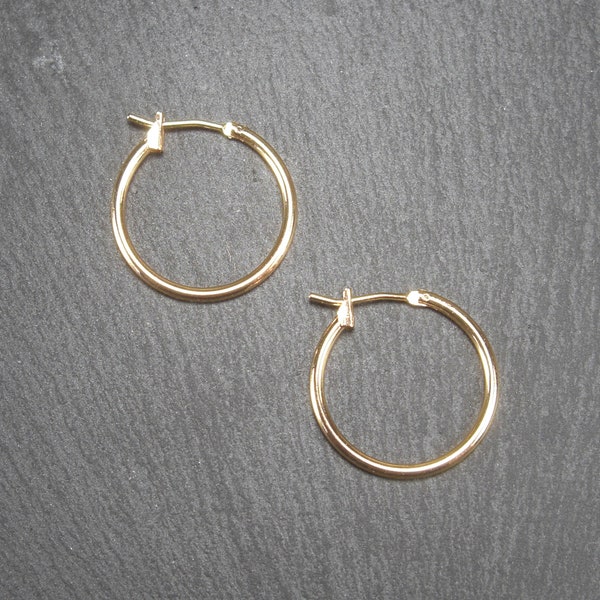 1 pair of hoop earrings, 20 mm, folding creoles, brass 24 K gold-plated, Brisur, 10703