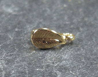 2 Anhängerösen, Blatt, Messing, 24 K vergoldet, Anhängerschlaufe, 10024