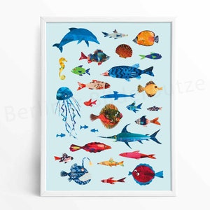 Könnte beinhalten: Eine bunte Illustration verschiedener Meeresbewohner auf hellblauem Hintergrund. Die Illustration zeigt einen Delfin, eine Qualle, ein Seepferdchen, verschiedene Fische und einen Seestern.