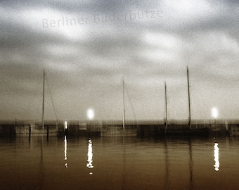 Fotografie „Mole“ Schiffe im Hafen | Sassnitz Rügen | hochwertiger Foto-Abzug | 20 x 20 cm | Wandbild Poster