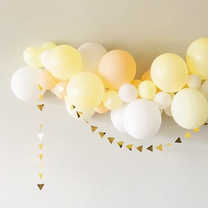 Bee Day Balloon Garland Kit. Yellow Orange Honey Bee Balloon Garland. Pale Yellow Blush Party Decor. DIY Balloon Garland Kit