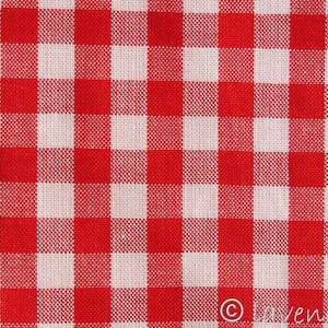 Op de afbeelding: Rood en wit geruit stof met een geweven textuur.