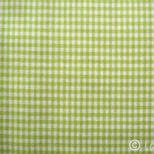 Reststück 100 x 148 cm Baumwollstoff hellgrün kleinkariert Karogröße 0,2 x 0,25 cm kariert Bild 1