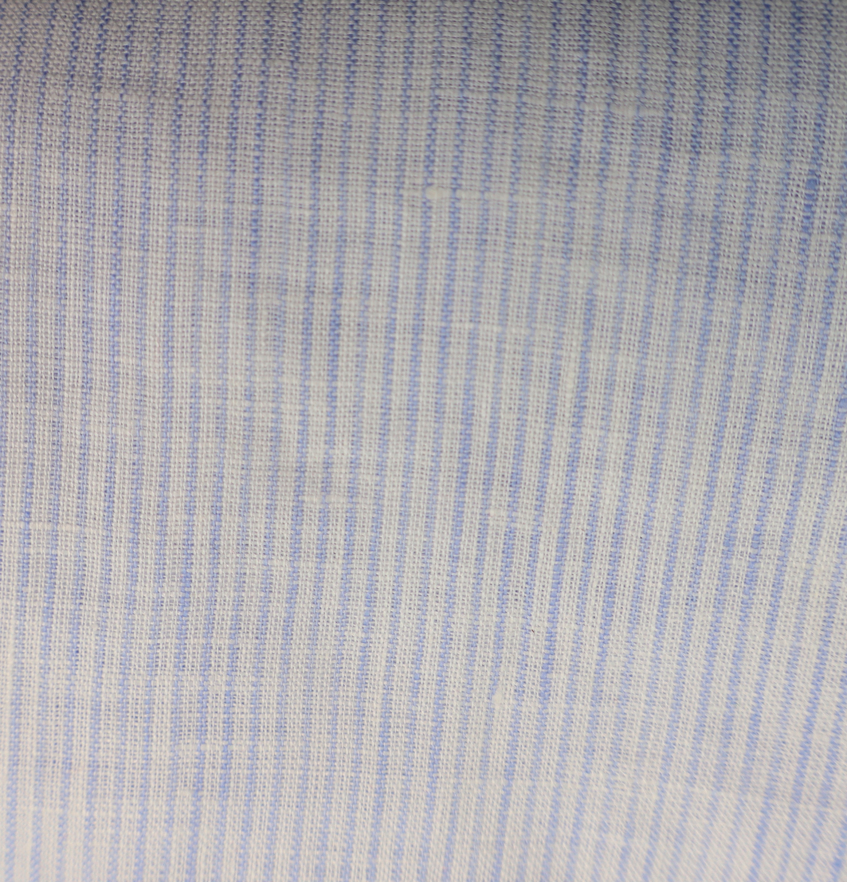 Leinenstoff Ökotex w/hellblau EXTRA fein gestreift 125 g/m2
