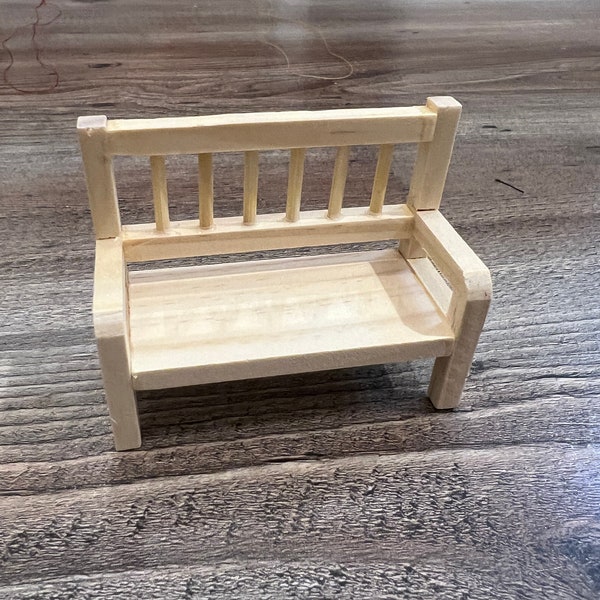 Wichtel Sitzbank Miniatur aus Holz
