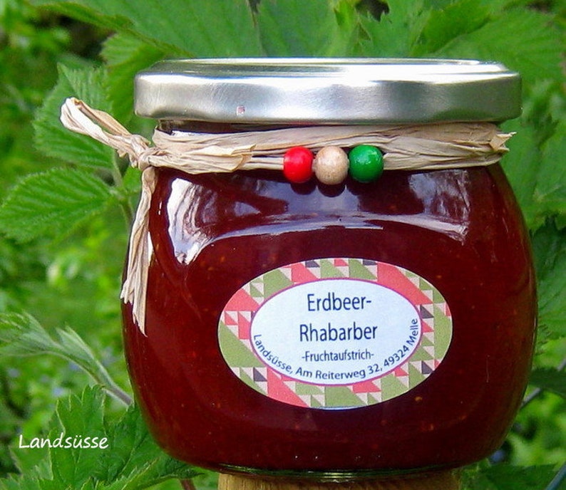 Strawberry-rhubarb fruit spread image 1