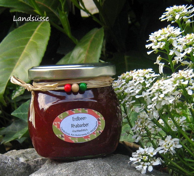 Strawberry-rhubarb fruit spread image 2