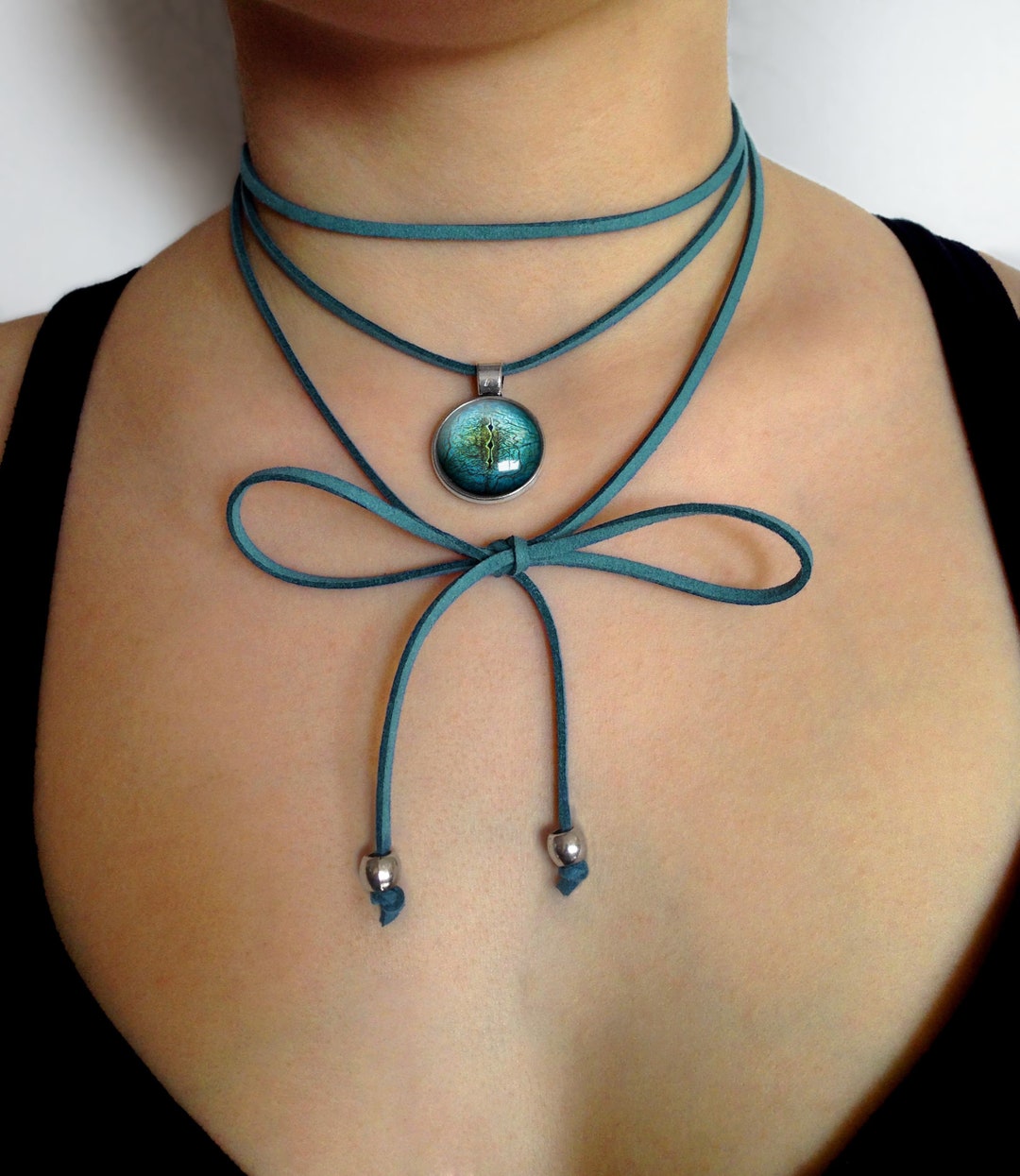 Lizard Eye Choker, 0100CHPS - Etsy