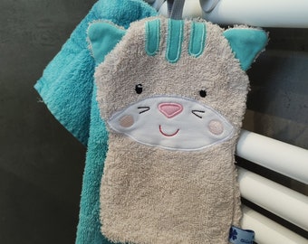 From 15.90 euros: dog, cat or mouse wash mitt, washcloth, personalization optional