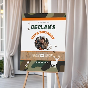 Utskrivbar mall för välkomstskylt för hjortjakt, redigerbar kamouflageaffisch för 5:e festen, rustik dekoration för entré till festen HCP2024