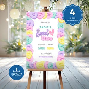 Modello modificabile per cartello di benvenuto per il primo compleanno di Candy Sweet One, poster di cuori di conversazione per bambini di un anno, espositore per ingresso festa pastello SO2025