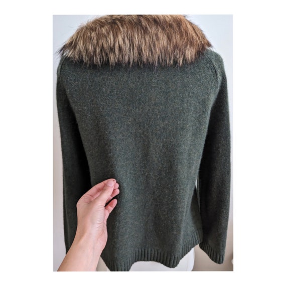 Vintage Carolina Herrera Wool and Cashmere Sweater - image 6