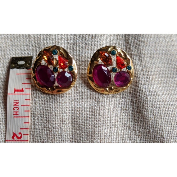 Vintage Gold Tone Earrings - image 5