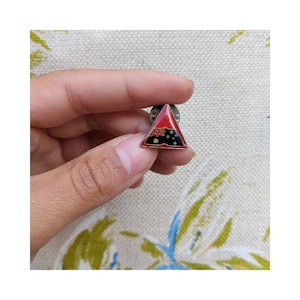 Vintage Pinback w/ Australian Flag