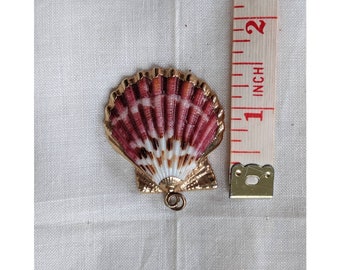 Vintage Shell Pendant