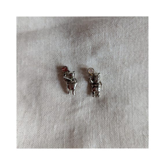 Vintage Disney Winnie the Pooh Stud Earrings - image 3